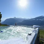 Villa Luxury With Sauna And Jacuzzi, Amazing View *