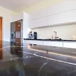 Luxury With Sauna And Jacuzzi, Amazing View
