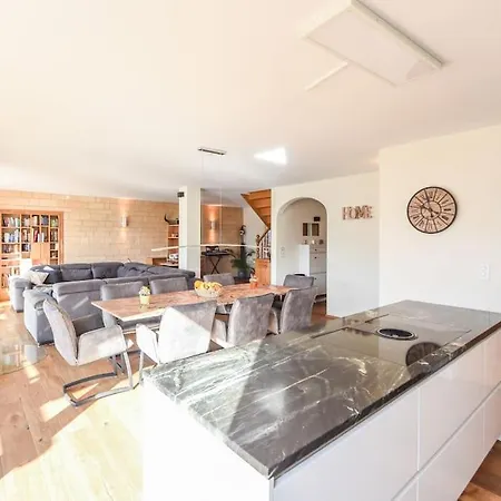 Luxury With Sauna And Jacuzzi, Amazing View Villa