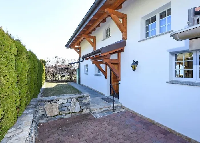 Luxury With Sauna And Jacuzzi, Amazing View *